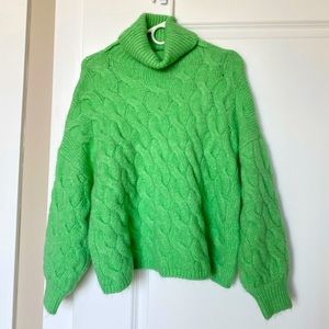 Stradivarius Green Sweater Size S